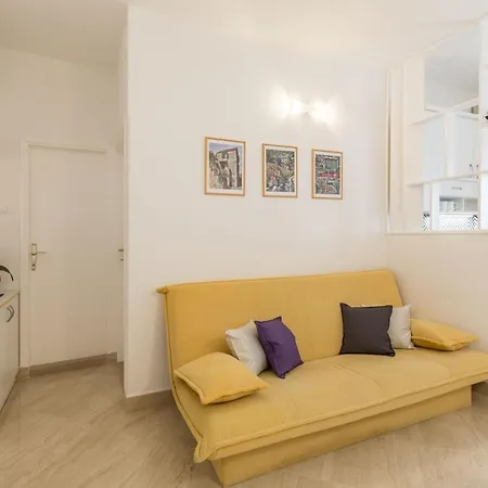 Apartments Matea Bol Exterior photo