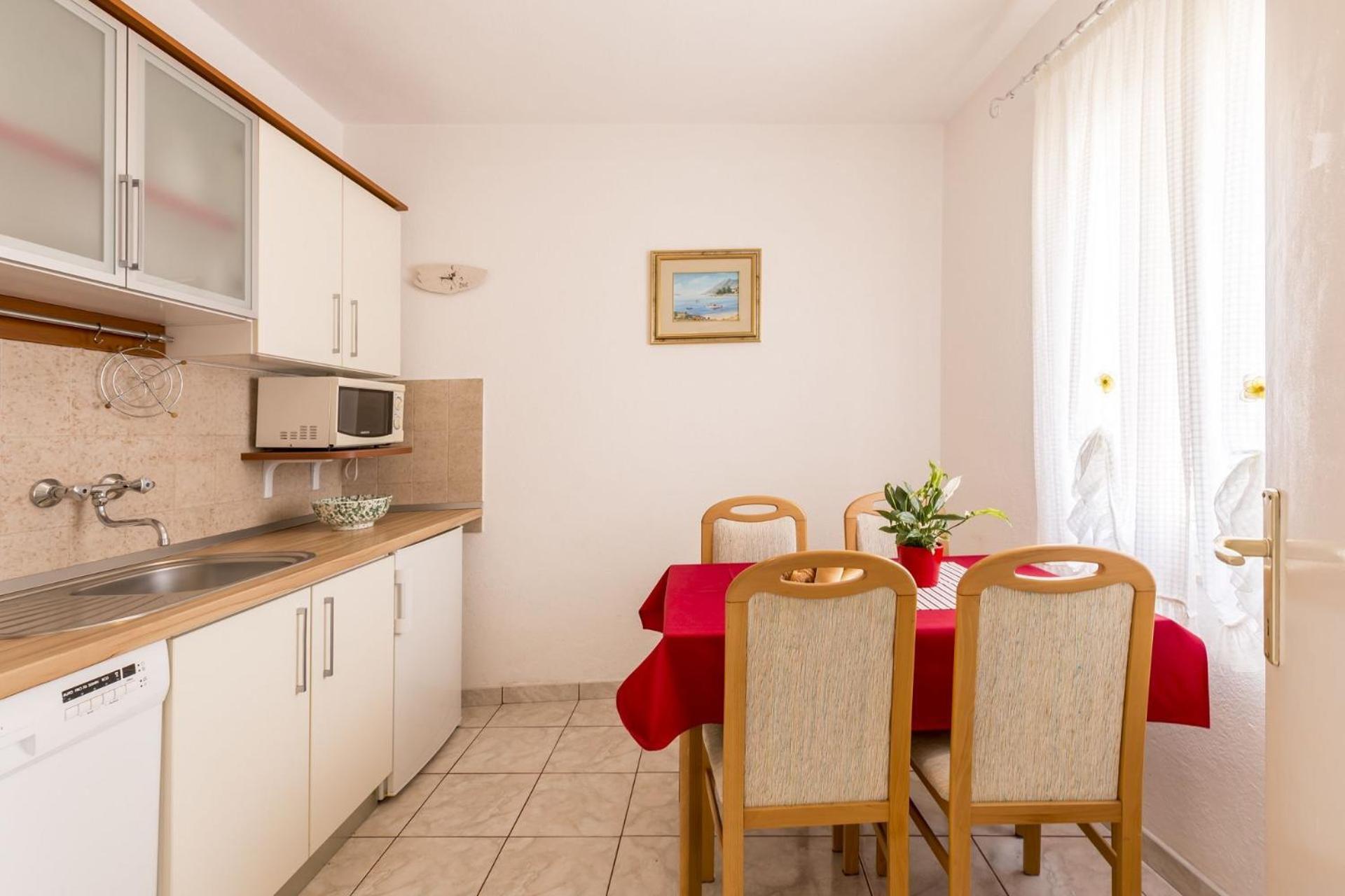 Apartment Matea Bol